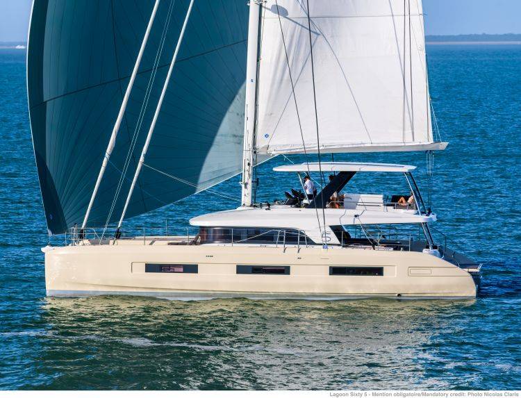 LAGOON YACHT 65 