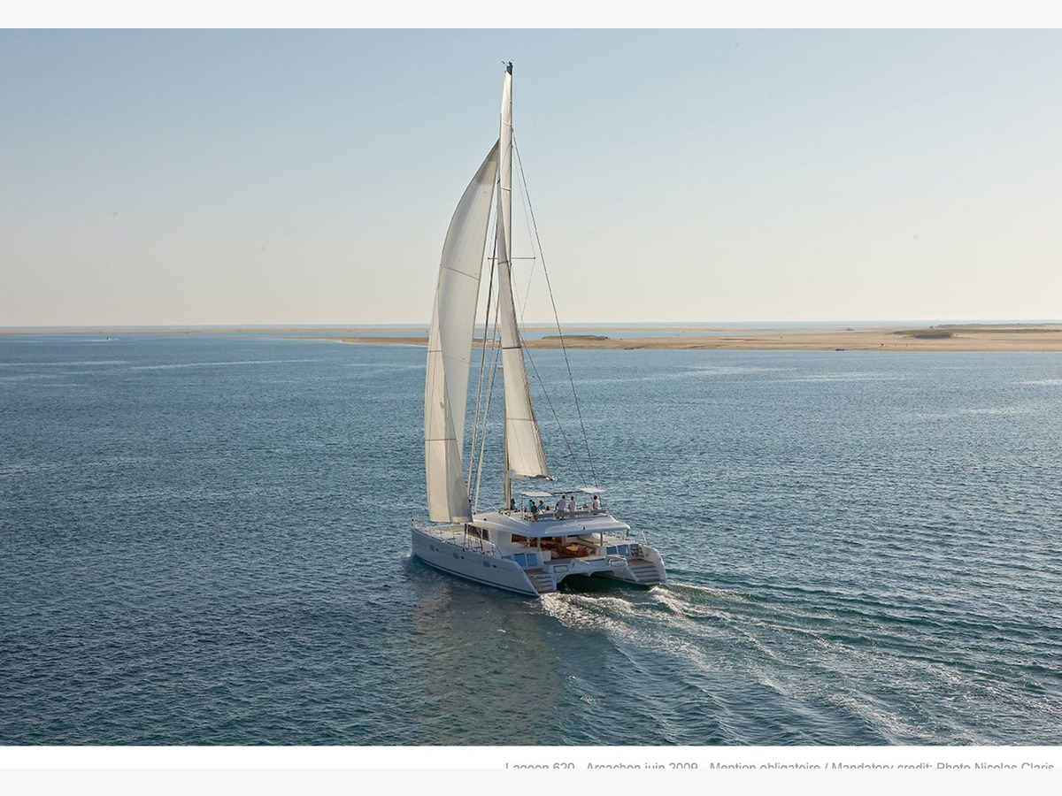 LAGOON 620