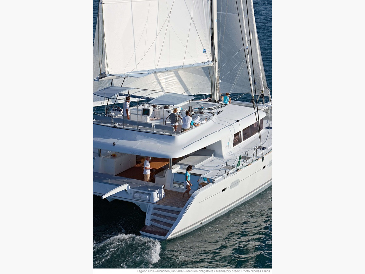 LAGOON 620