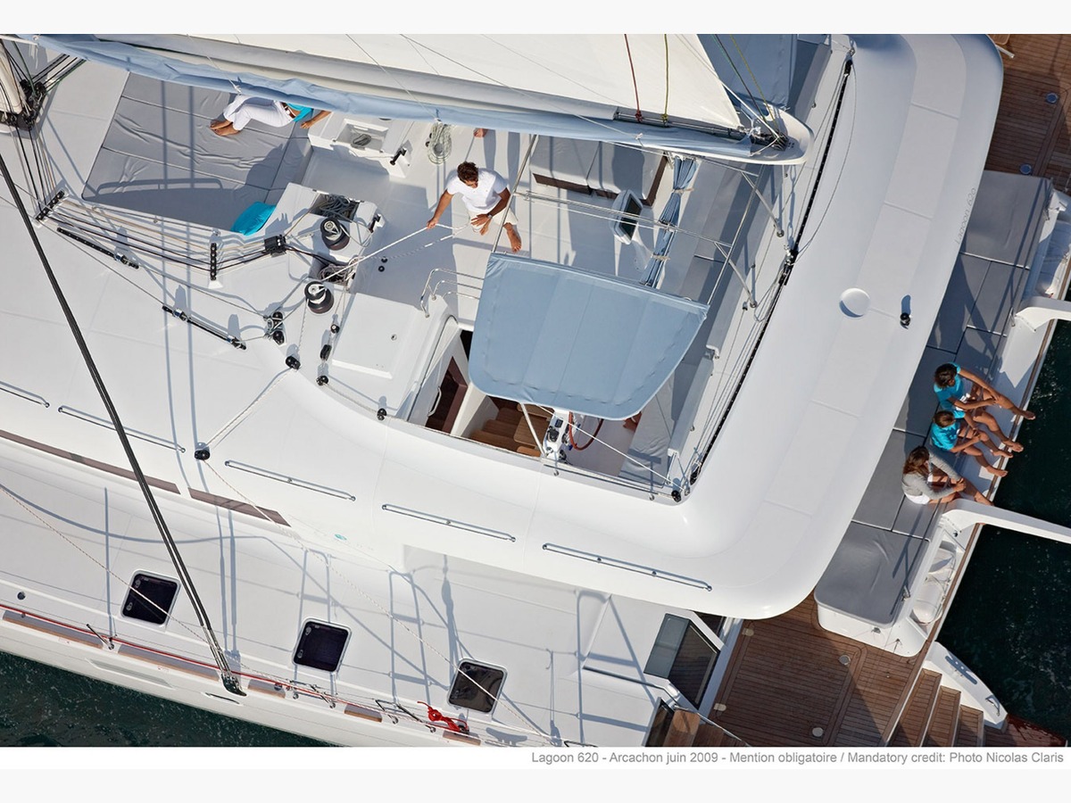 LAGOON 620