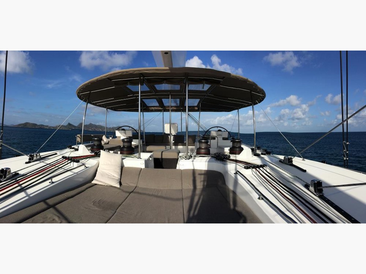 LAGOON 620