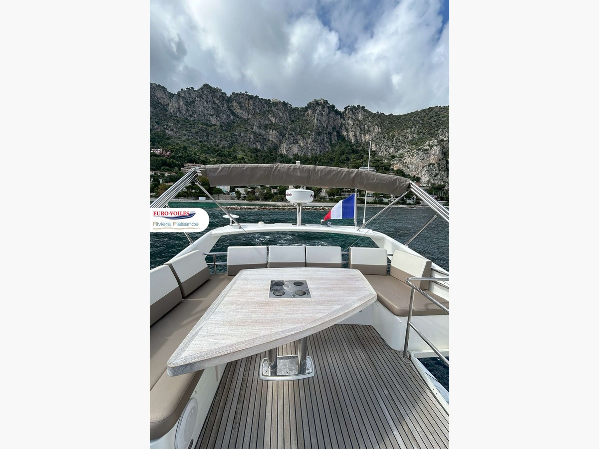 PRESTIGE 550 FLY