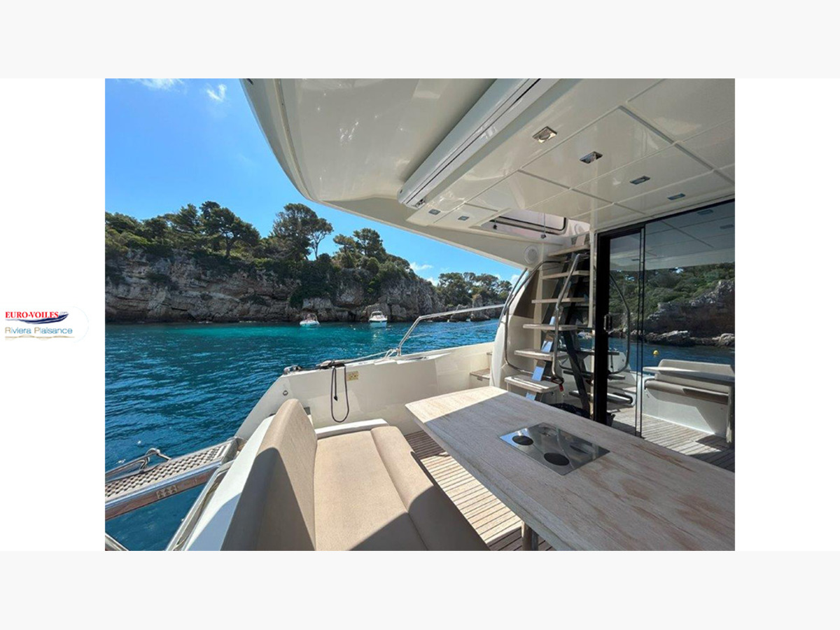 PRESTIGE 550 FLY