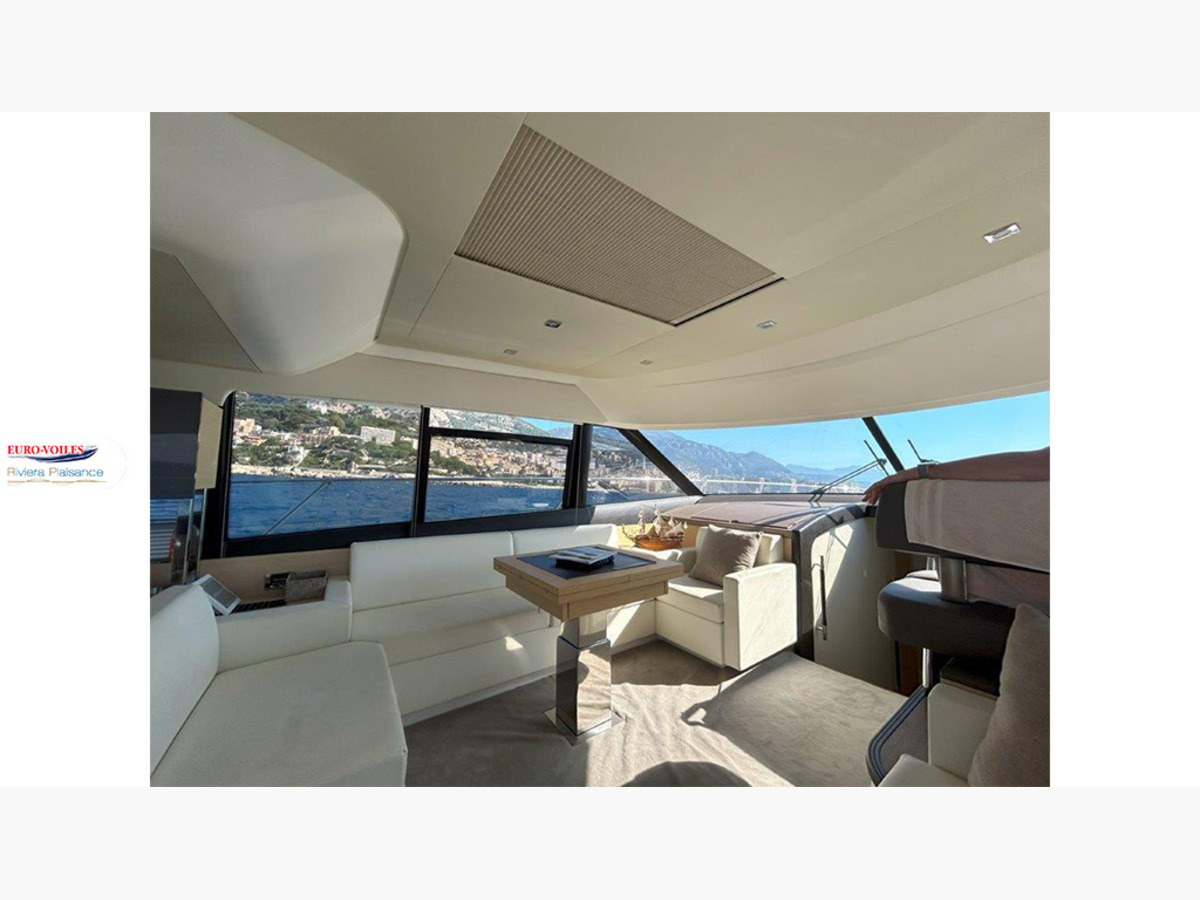 PRESTIGE 550 FLY